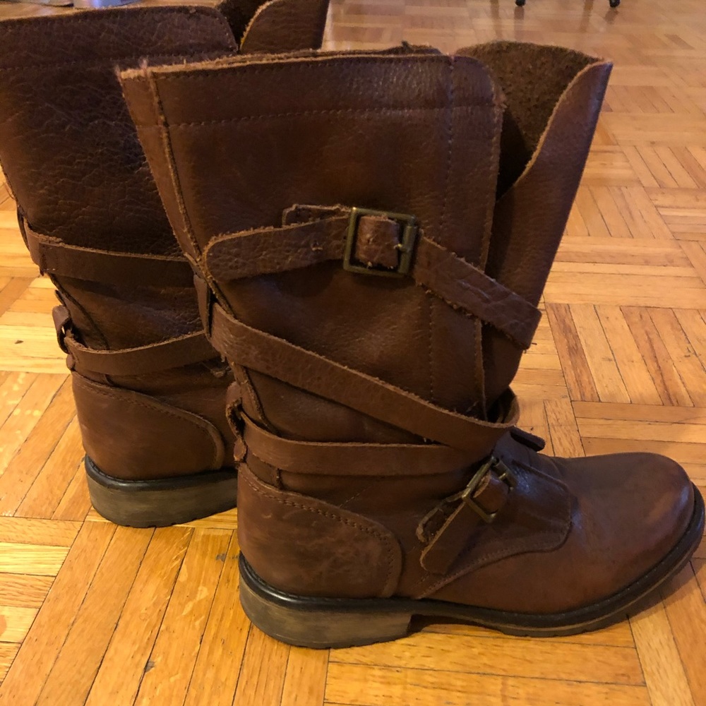 Steve Madden Leather boots